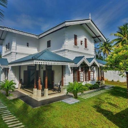 Headman House Antique Villa - A Seaside Royal Stay Ahangama Kültér fotó