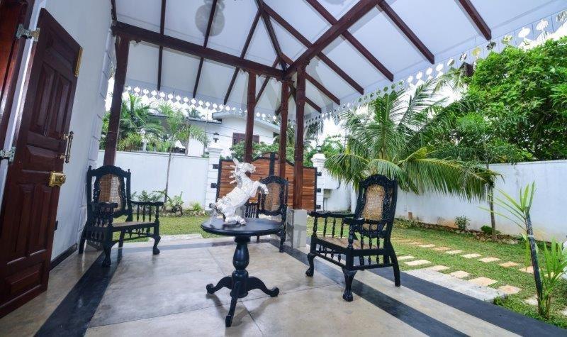 Headman House Antique Villa - A Seaside Royal Stay Ahangama Kültér fotó
