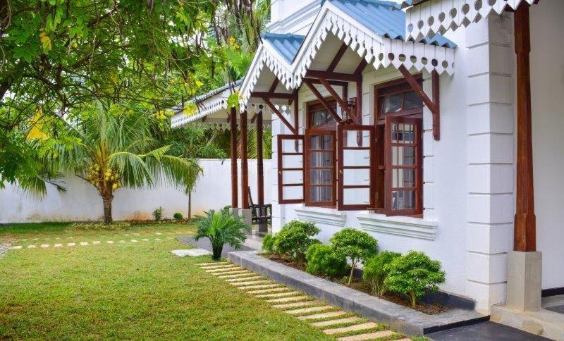 Headman House Antique Villa - A Seaside Royal Stay Ahangama Kültér fotó