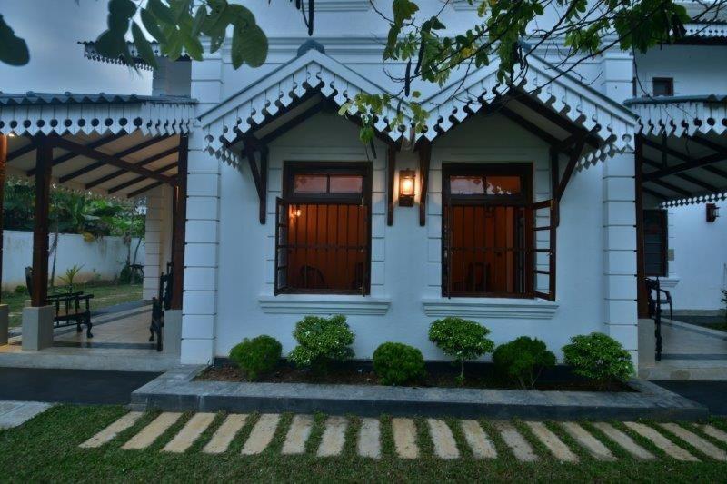 Headman House Antique Villa - A Seaside Royal Stay Ahangama Kültér fotó