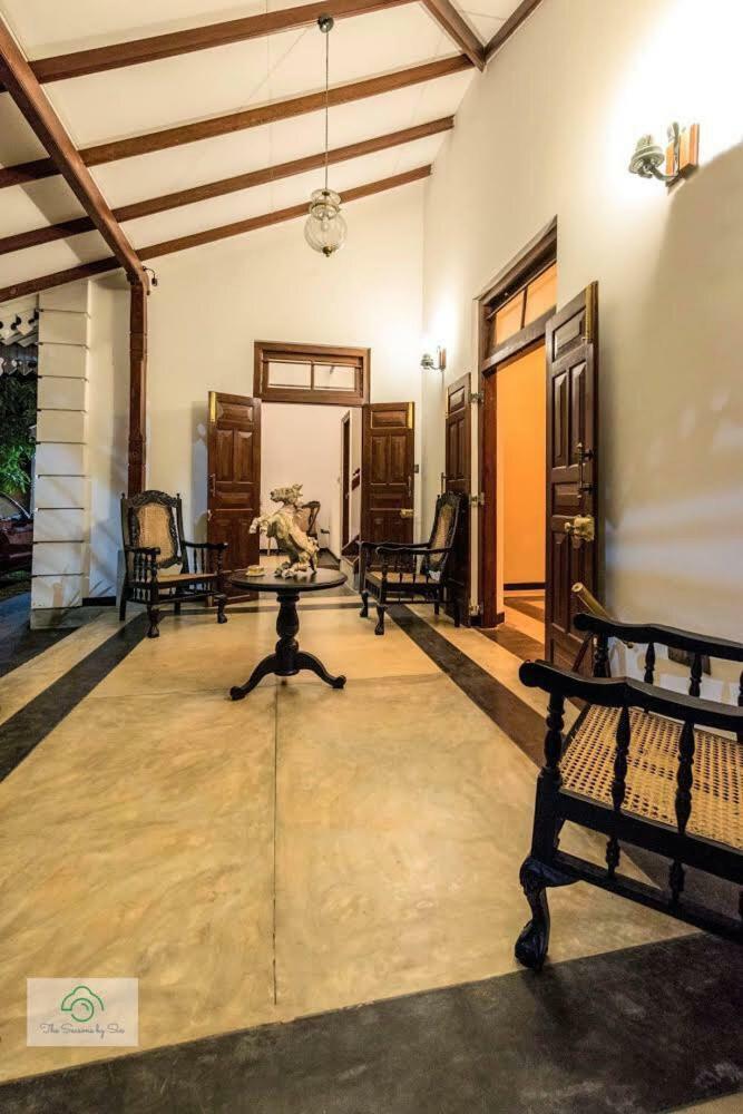 Headman House Antique Villa - A Seaside Royal Stay Ahangama Kültér fotó